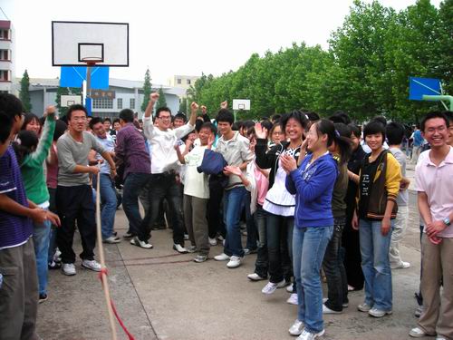 拔河比賽